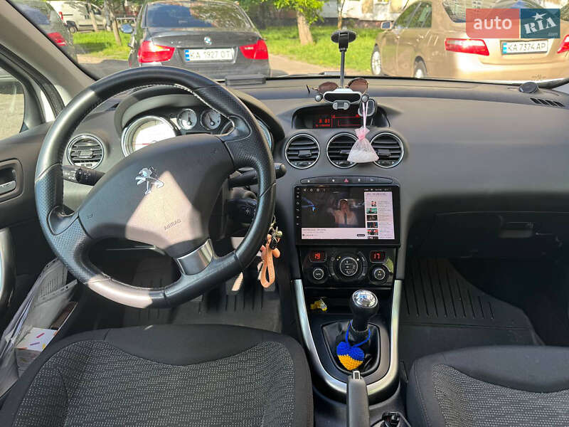 Хэтчбек Peugeot 308 2012 в Киеве фото 4 Хэтчбек Peugeot 308 2012 в Киеве