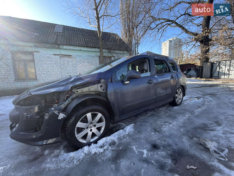 Универсал Peugeot 308 2010 в Киеве