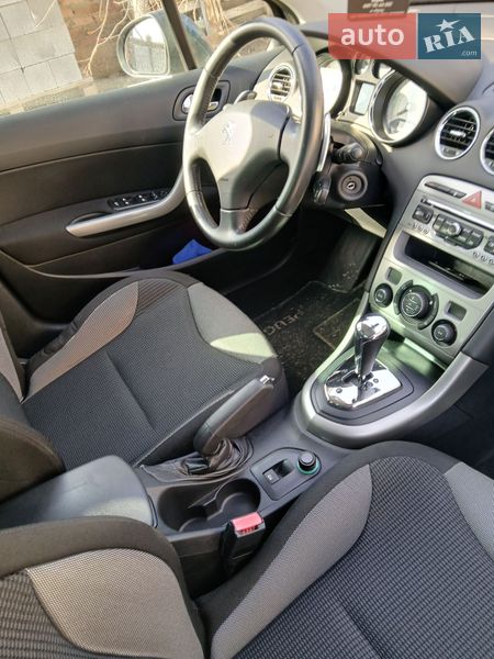 Универсал Peugeot 308 2012 в Городке