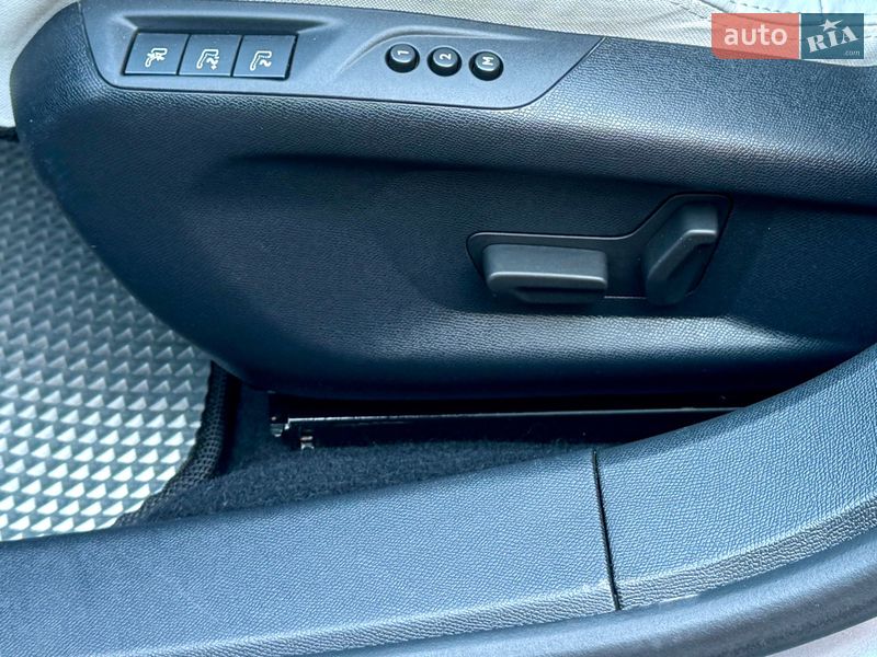 Универсал Peugeot 308 2020 в Самборе