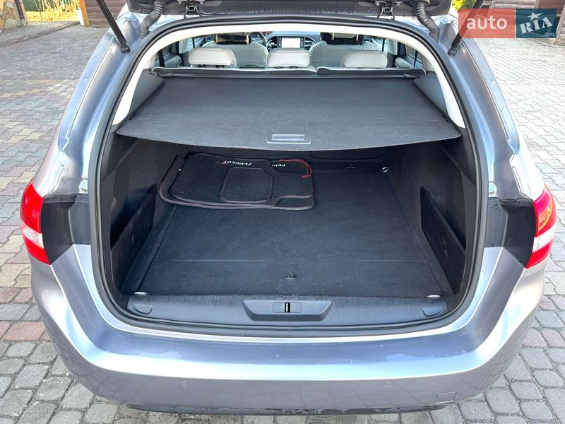 Универсал Peugeot 308 2020 в Самборе