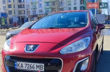 Хэтчбек Peugeot 308 2012 в Киеве