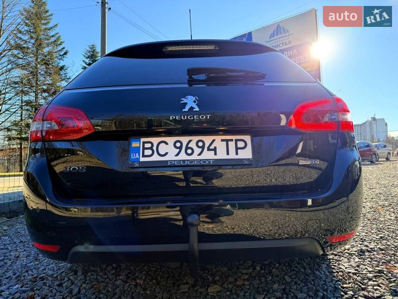 Универсал Peugeot 308 2015 в Трускавце