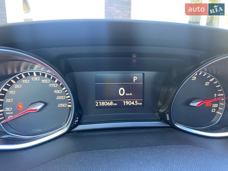 Универсал Peugeot 308 2017 в Львове