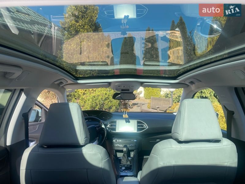 Универсал Peugeot 308 2017 в Львове