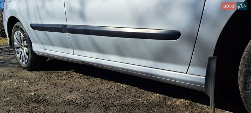 Хэтчбек Peugeot 308 2009 в Днепре