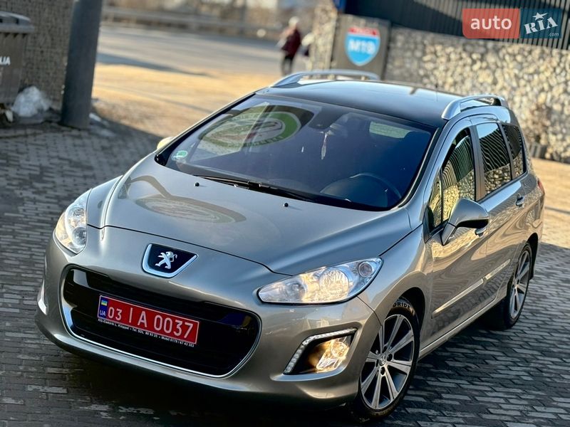 Peugeot 308 2011