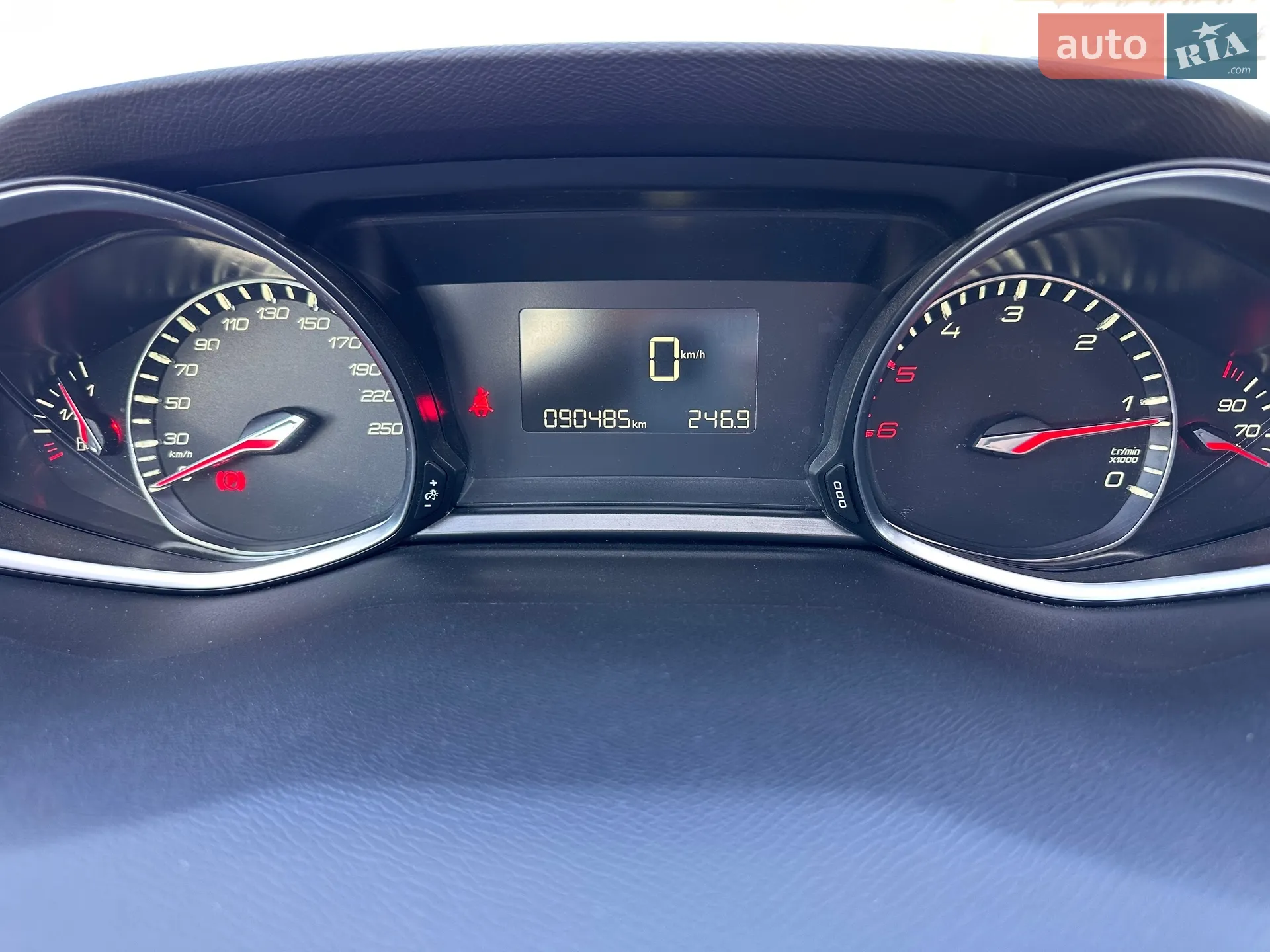 2015 Peugeot 308 - мініатюра 9