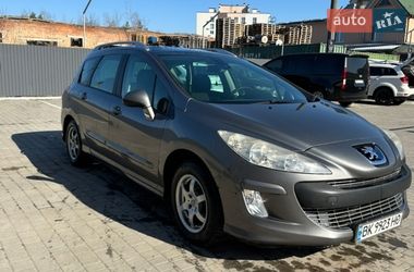 Універсал Peugeot 308 2008 в Рівному