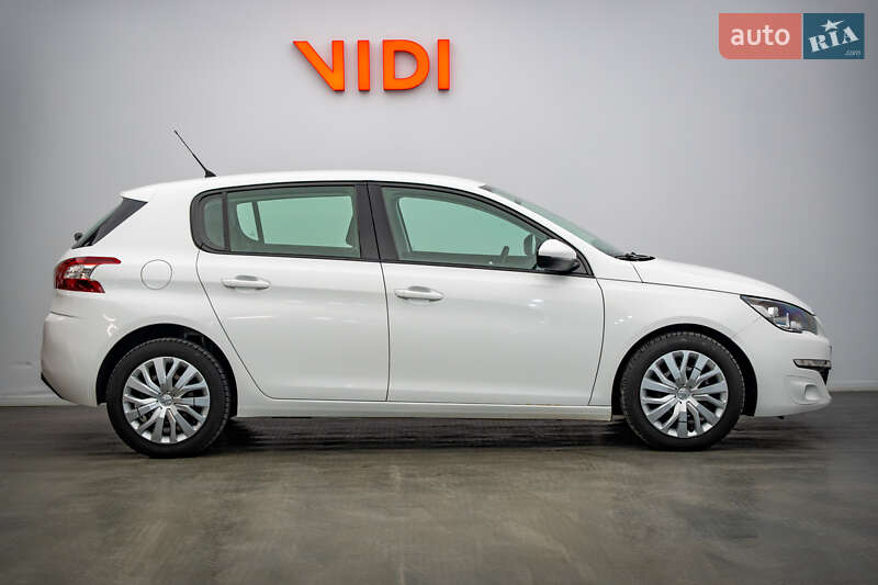 Хэтчбек Peugeot 308 2017 в Киеве