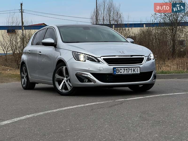 Хетчбек Peugeot 308 2014 в Дрогобичі