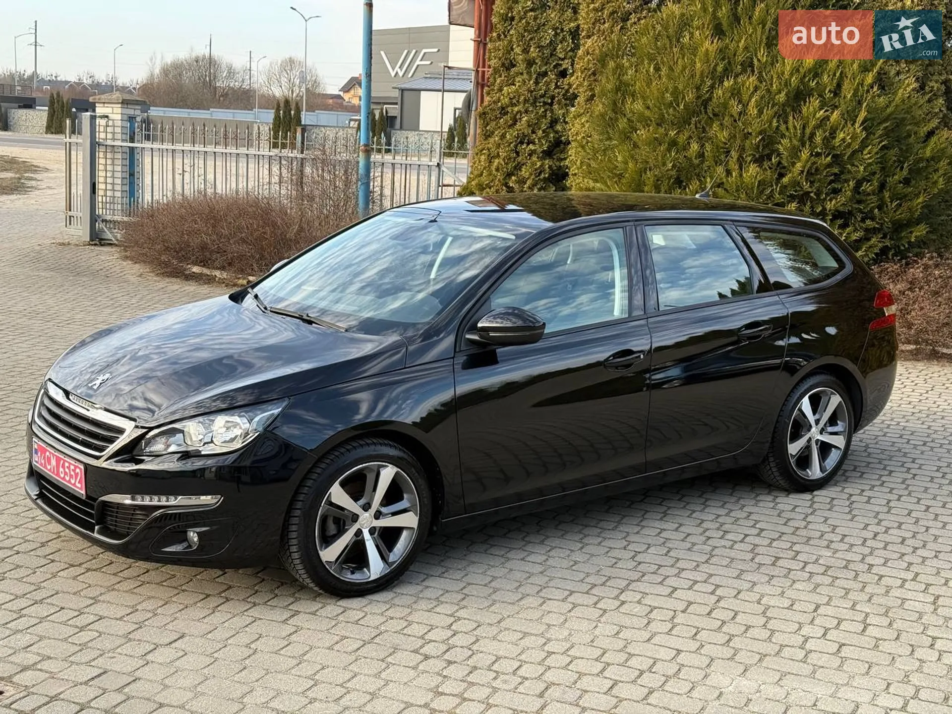 2017 Peugeot 308 - фото 1