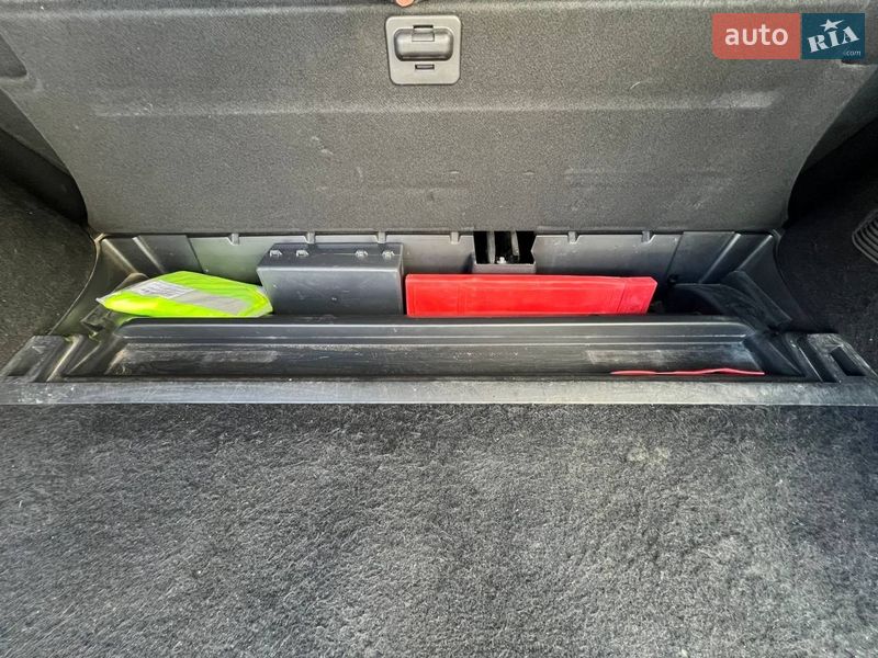 Универсал Peugeot 308 2013 в Львове фото 15 Универсал Peugeot 308 2013 в Львове