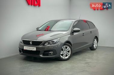 Универсал Peugeot 308 2017 в Киеве
