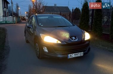Хэтчбек Peugeot 308 2008 в Луцке