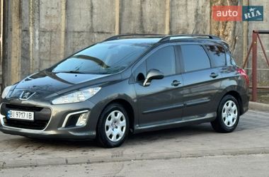 Универсал Peugeot 308 2012 в Лубнах