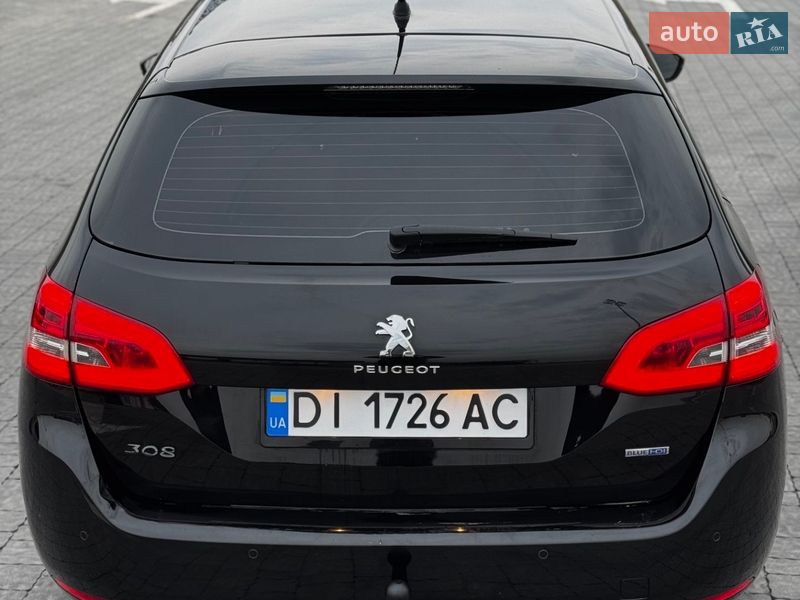 Універсал Peugeot 308 2015 в Львові
