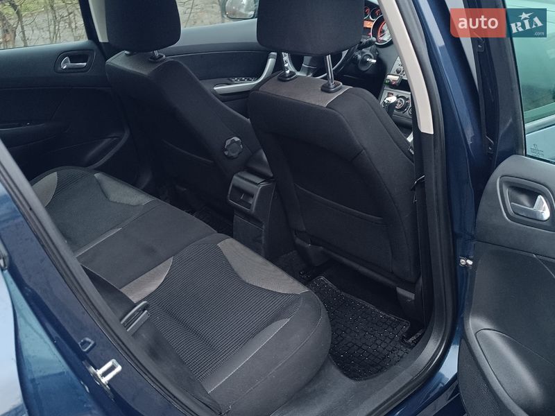 Хэтчбек Peugeot 308 2010 в Черновцах фото 8 Хэтчбек Peugeot 308 2010 в Черновцах
