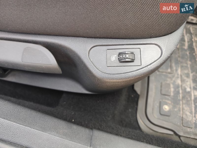 Хэтчбек Peugeot 308 2011 в Харькове