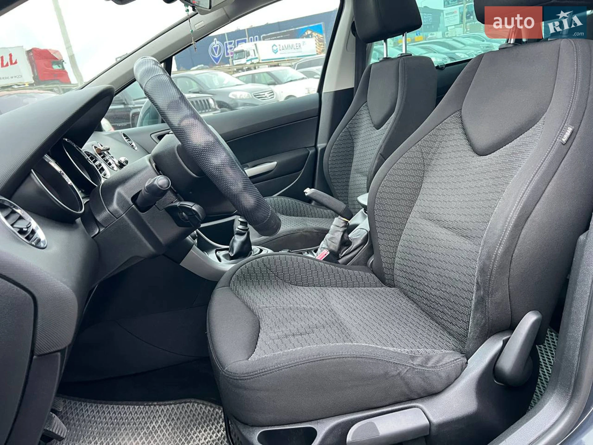 2010 Peugeot 308 - мініатюра 18