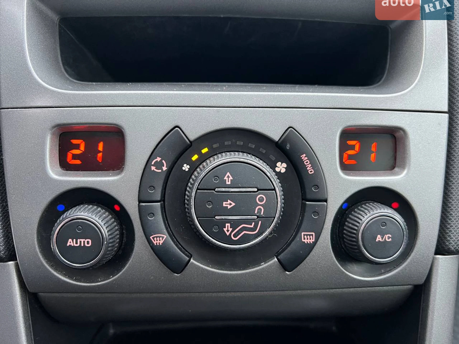 2010 Peugeot 308 - мініатюра 29