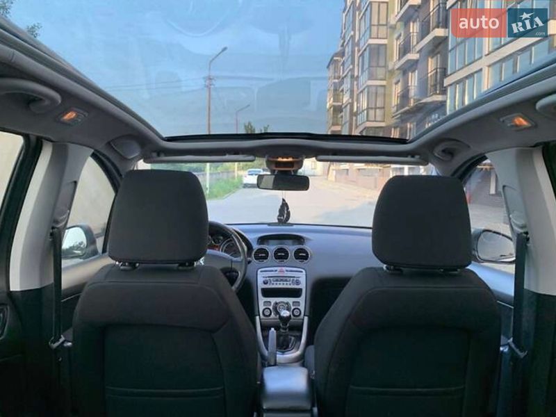Универсал Peugeot 308 2010 в Львове