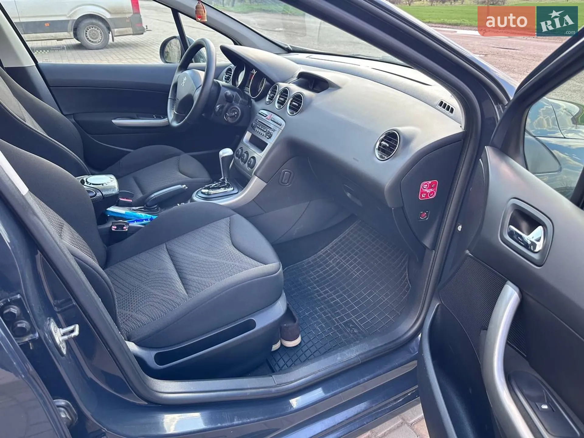 2012 Peugeot 308 - мініатюра 17