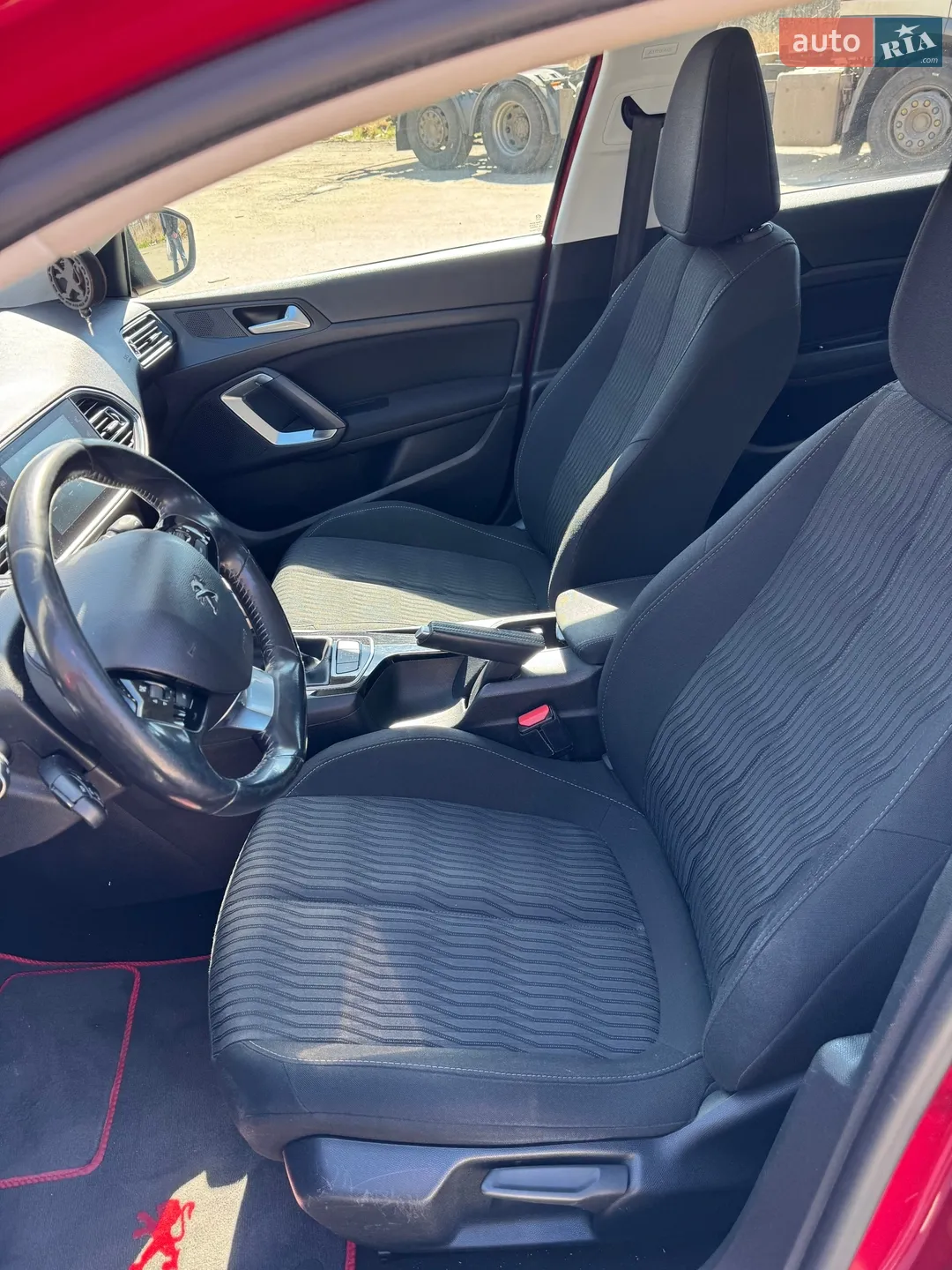2015 Peugeot 308 - мініатюра 28