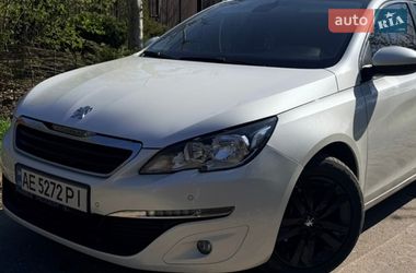 Универсал Peugeot 308 2015 в Никополе