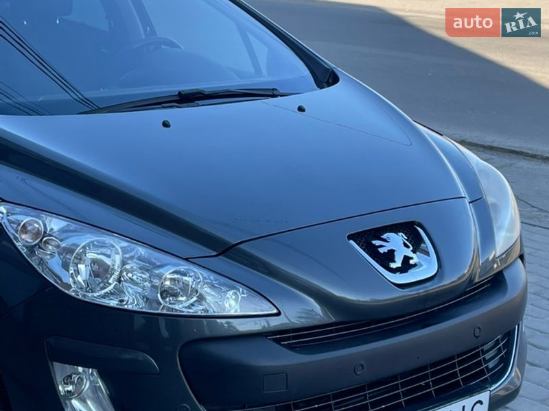 Універсал Peugeot 308 2010 в Хмельницькому