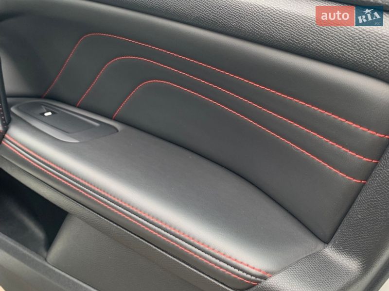 Универсал Peugeot 308 2017 в Стрые