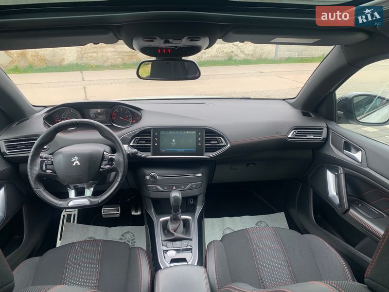 Универсал Peugeot 308 2017 в Стрые