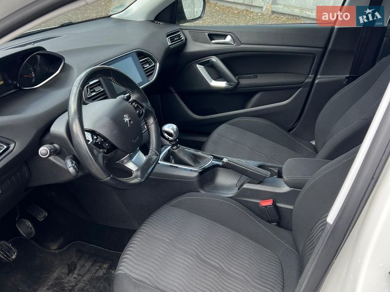 Универсал Peugeot 308 2014 в Луцке фото 13 Универсал Peugeot 308 2014 в Луцке