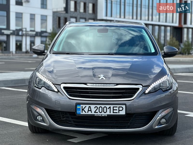 Универсал Peugeot 308 2016 в Ровно