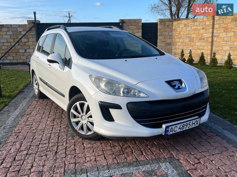 Универсал Peugeot 308 2009 в Нововолынске