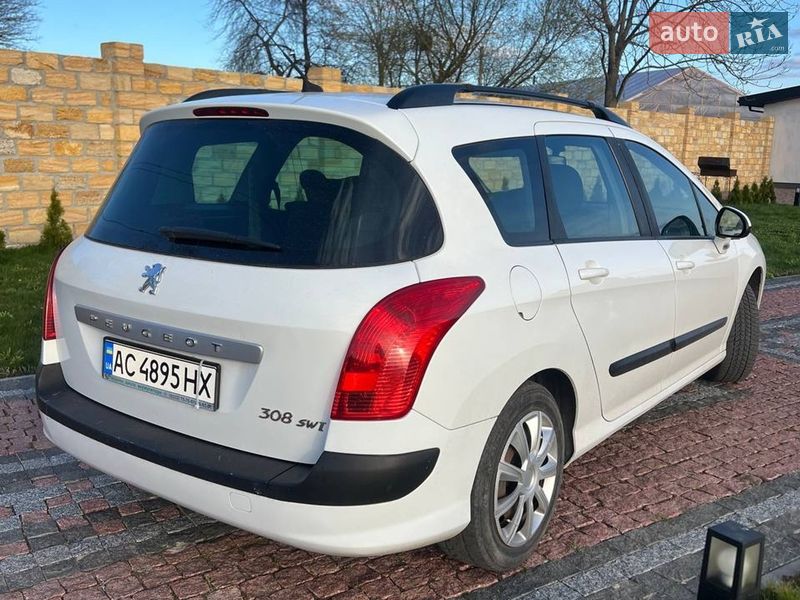 Универсал Peugeot 308 2009 в Нововолынске