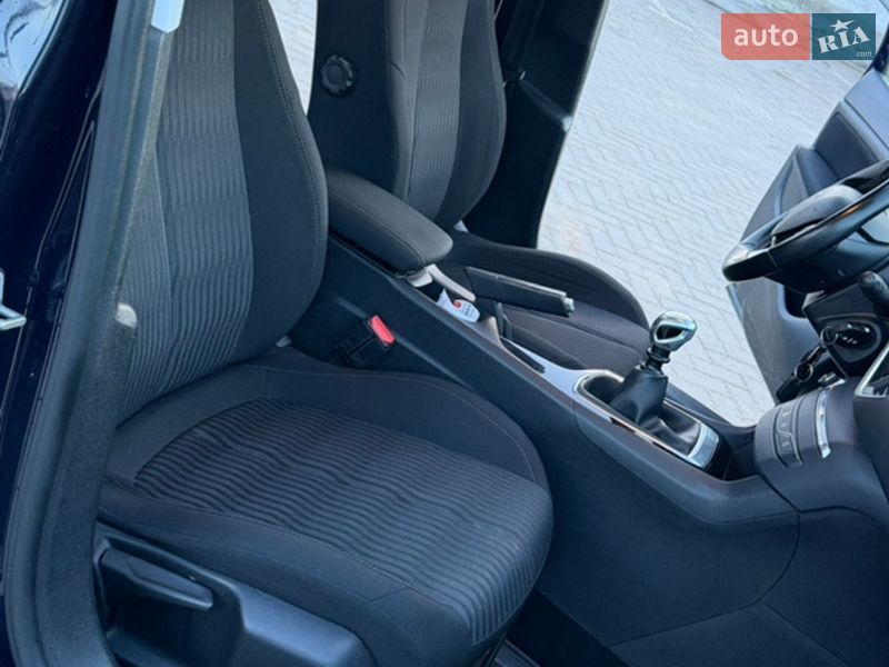 Универсал Peugeot 308 2015 в Житомире