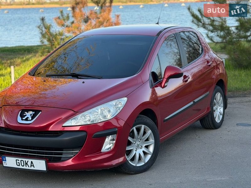 Хетчбек Peugeot 308 2010 в Миколаєві