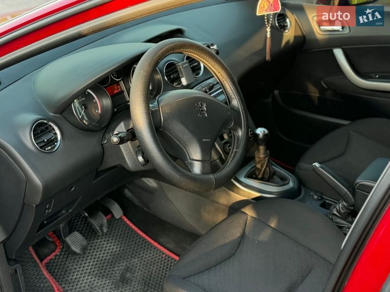 Хетчбек Peugeot 308 2010 в Миколаєві