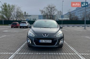 Хетчбек Peugeot 308 2013 в Києві