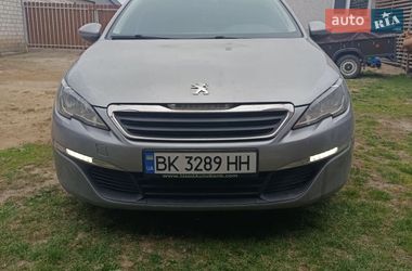 Универсал Peugeot 308 2015 в Сарнах