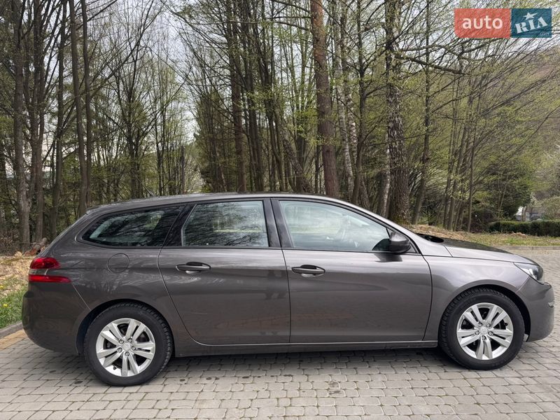 Універсал Peugeot 308 2014 в Косові