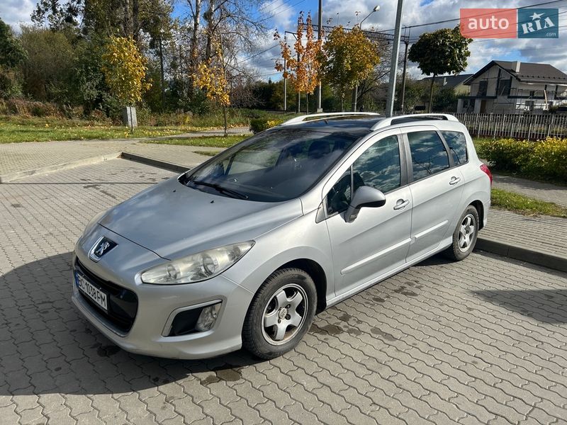 Peugeot 308 2012