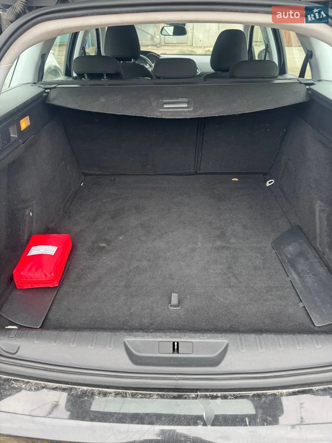 2015 Peugeot 308 - мініатюра 10