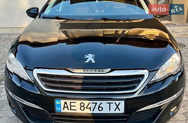 Универсал Peugeot 308 2017 в Киеве