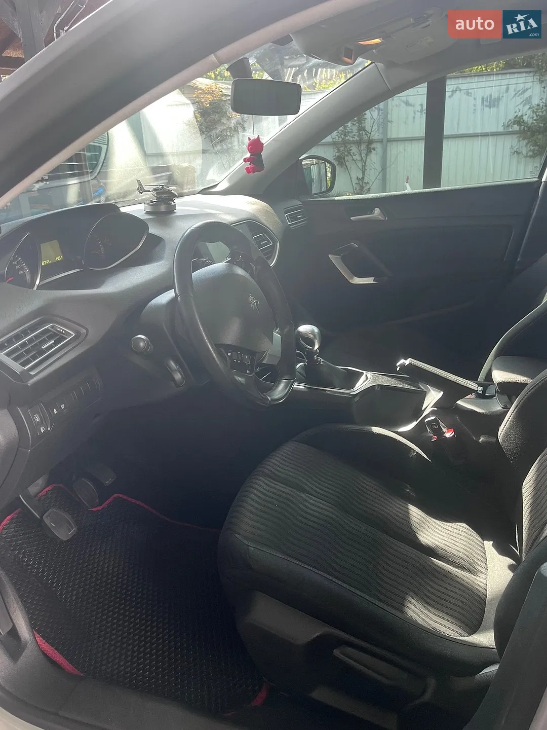 2014 Peugeot 308 - мініатюра 15