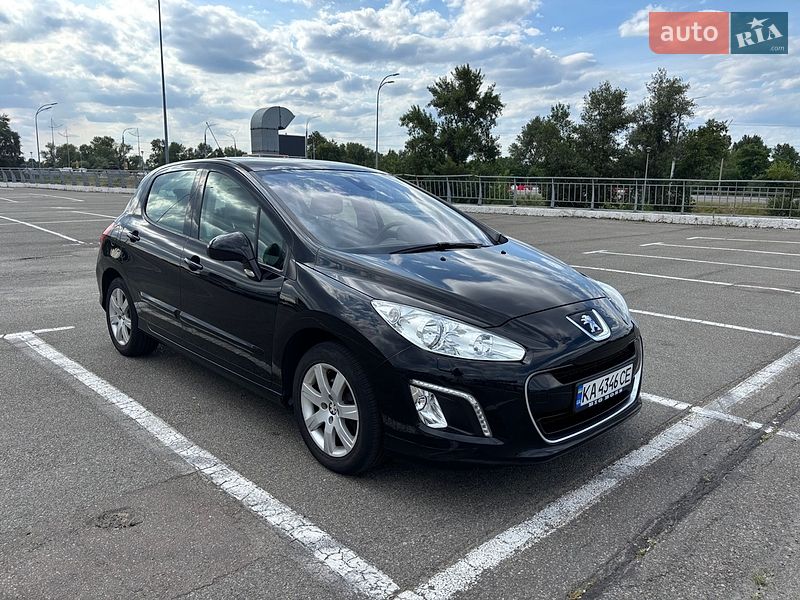 Peugeot 308 2011