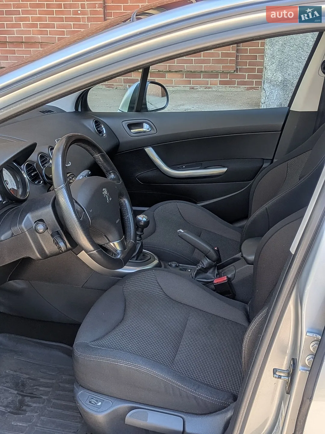 2014 Peugeot 308 - мініатюра 23