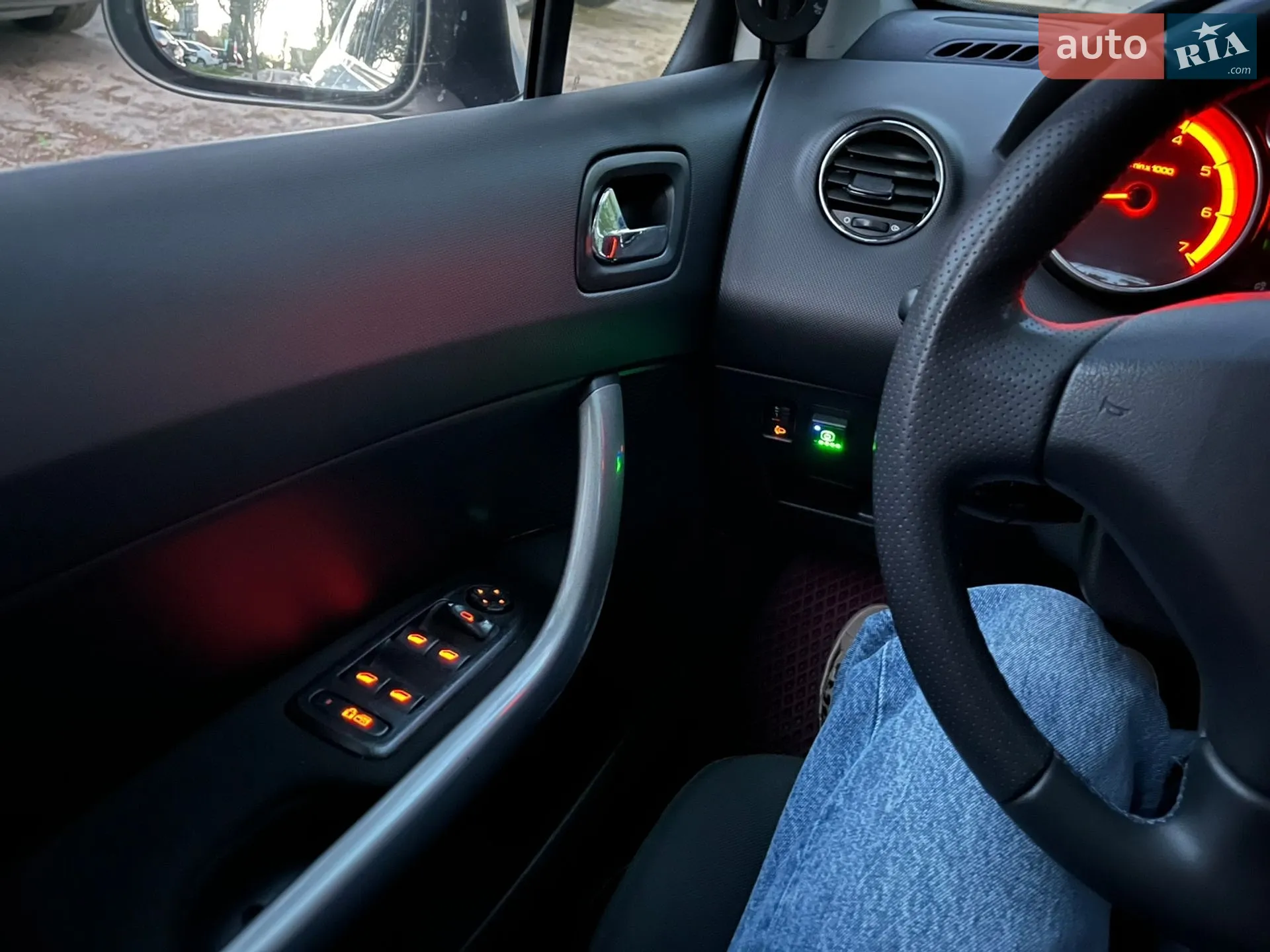 2011 Peugeot 308 - мініатюра 14