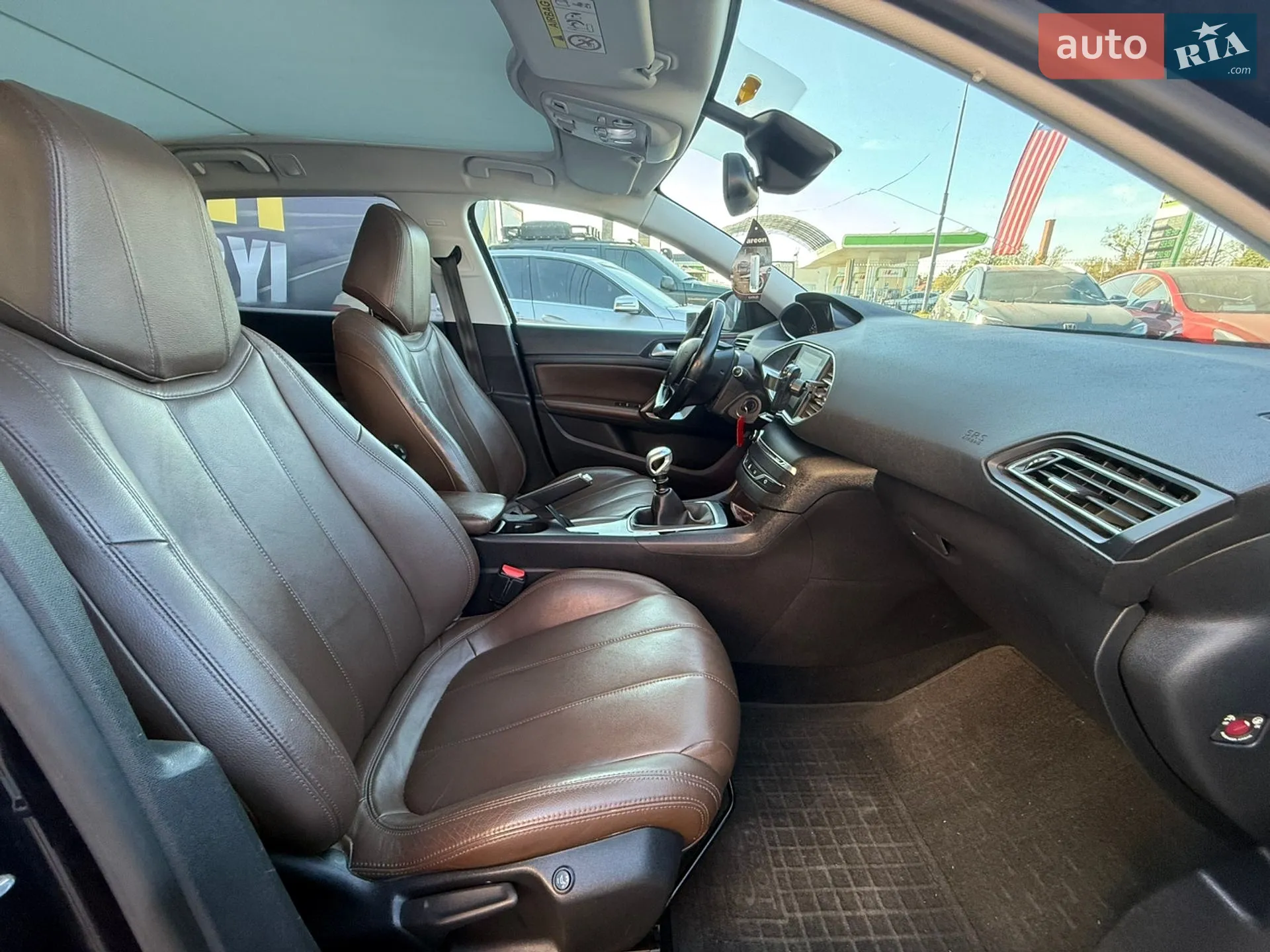 2015 Peugeot 308 - мініатюра 18